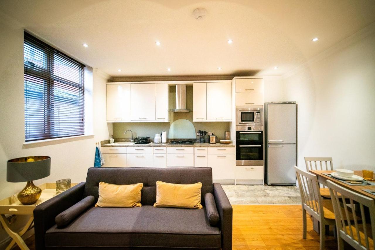 Stay With Serena Homes , One Bedroom Apartment Purley Exterior photo