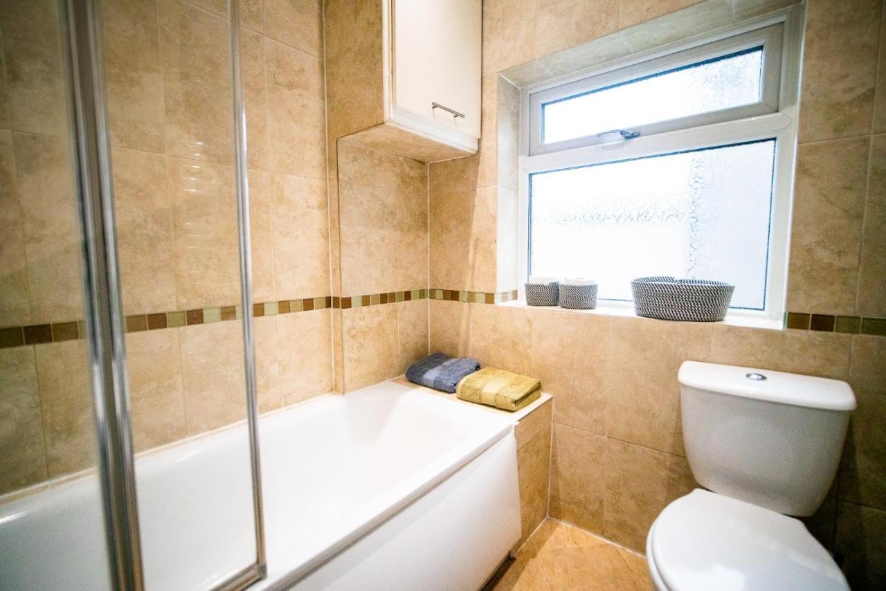 Stay With Serena Homes , One Bedroom Apartment Purley Exterior photo
