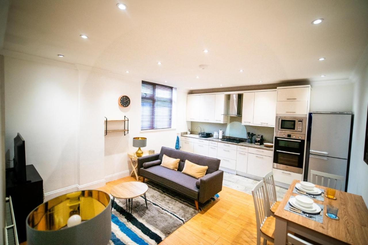 Stay With Serena Homes , One Bedroom Apartment Purley Exterior photo